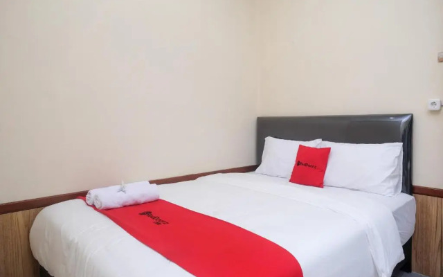 RedDoorz Syariah near Kampus UNSOED Purwokerto