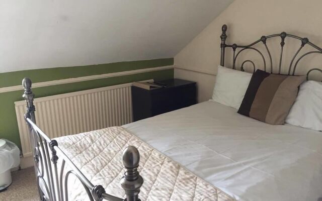 The Pines Guest Accommodation