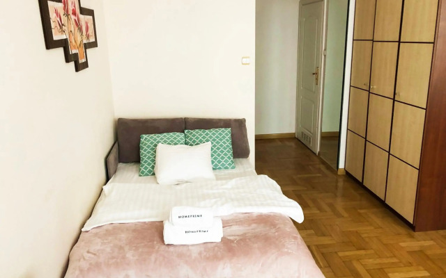 Sienna 93 - cozy studio by Homeprime