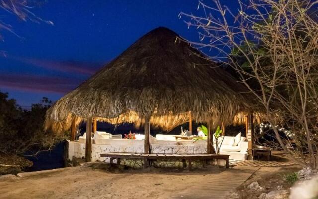 Hotel Coralina Island