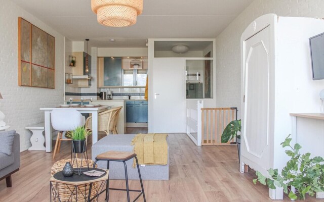 Stunning Home in Bruinisse With 2 Bedrooms and Wifi