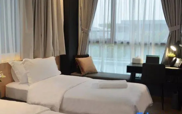 VicHaus Serviced Apartment