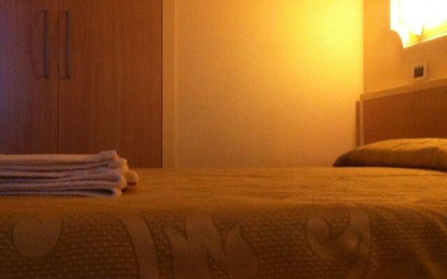 Hotel Orly
