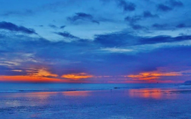 Sea View 1-bed Apartment