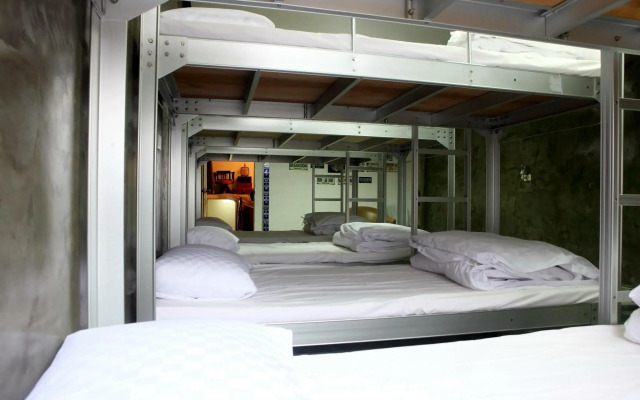Xie Tainan Castle Town B&B
