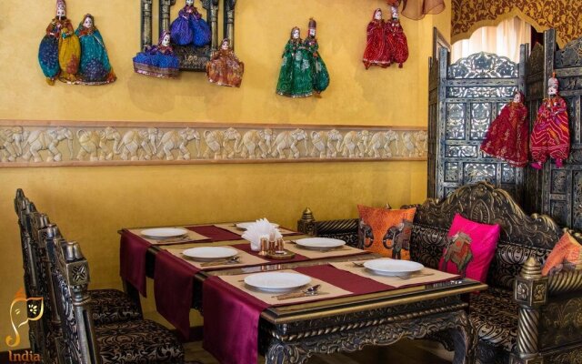 India Palace Hotel
