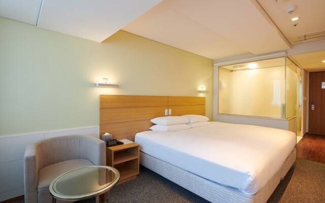 Nine Tree Hotel Myeongdong