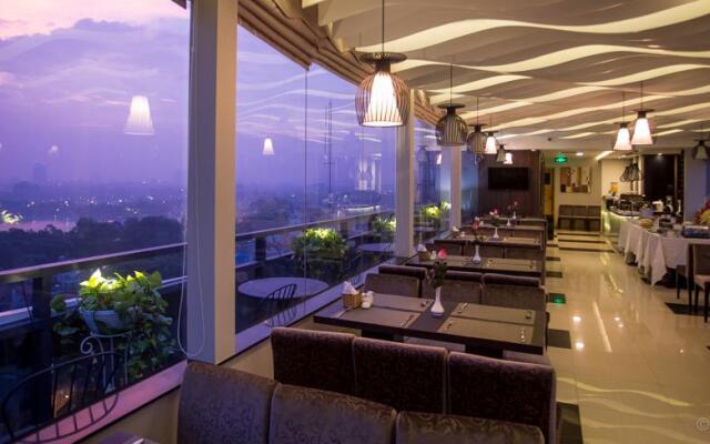 Parkside Sunline Hotel