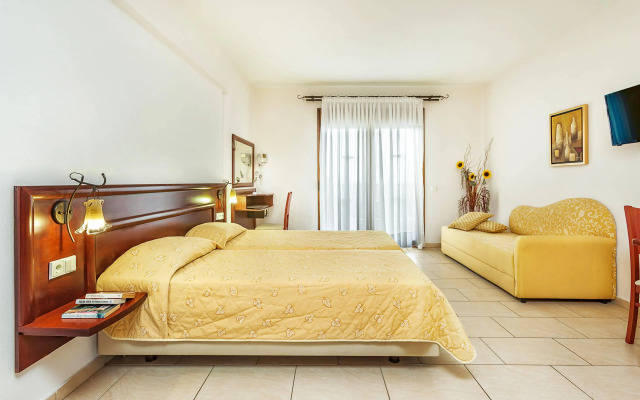 Nereides Hotel