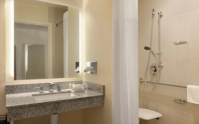 Days Inn and Suites Caldwell