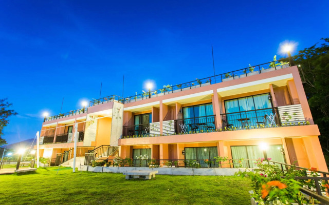 Hotel on Hilltop