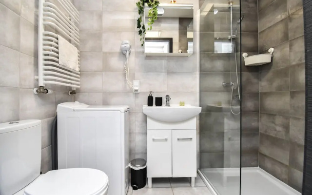EASY RENT Apartments - Smart 705