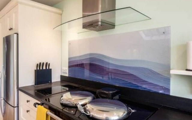 Summertown 4-br Family Home - Bright Spacious