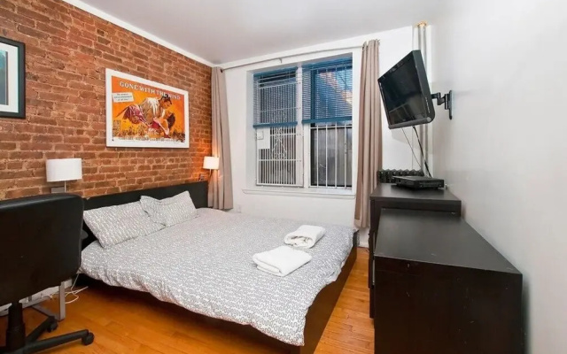Spacious 2 BR - Upper East / 329#13