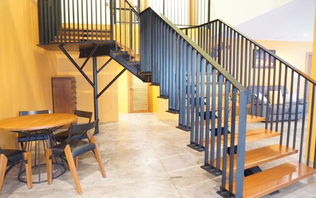 Raenong Boutique Hotel