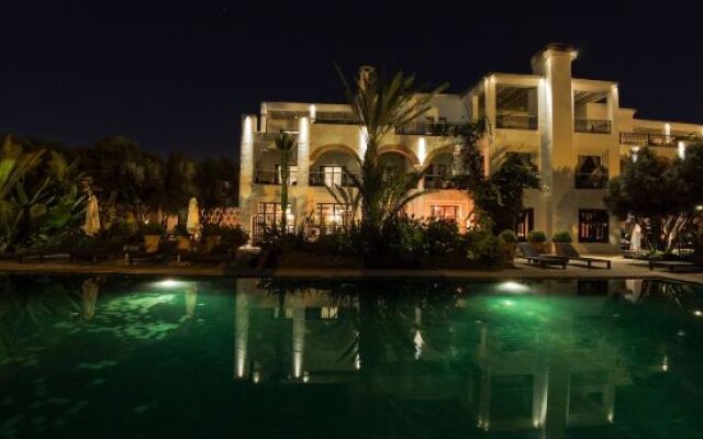 Le Riad Villa Blanche