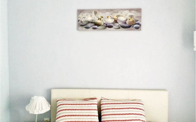 Monad Apartment Sapfous