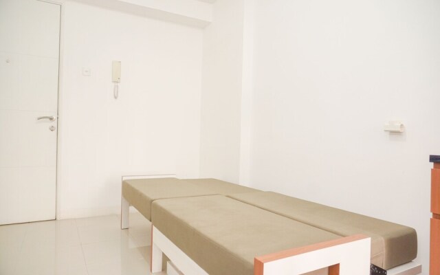 Gorgeous And Homey 2Br Bassura City Apartment Near Mall