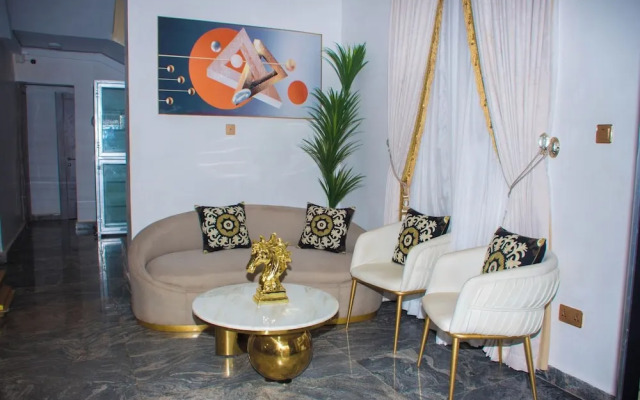 Lintoc Hotel & Suites Ltd