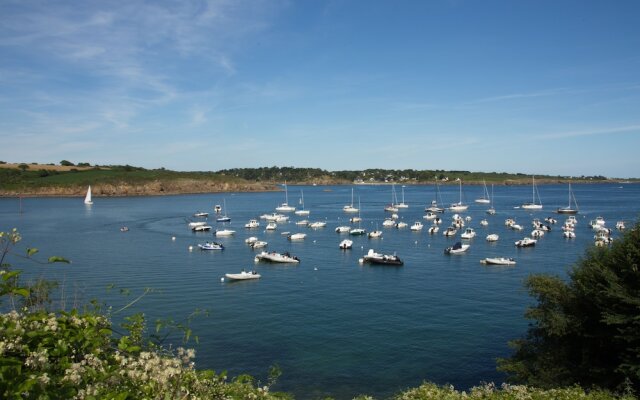 Hotel du Port et de l'Aven