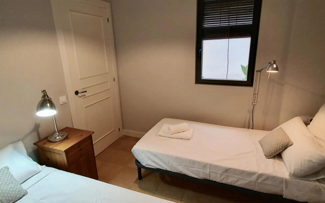 Opening Doors Vilassar. Family house Beach & Relax