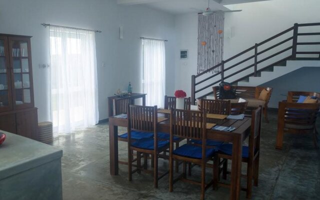 Muhudu Rella Villa