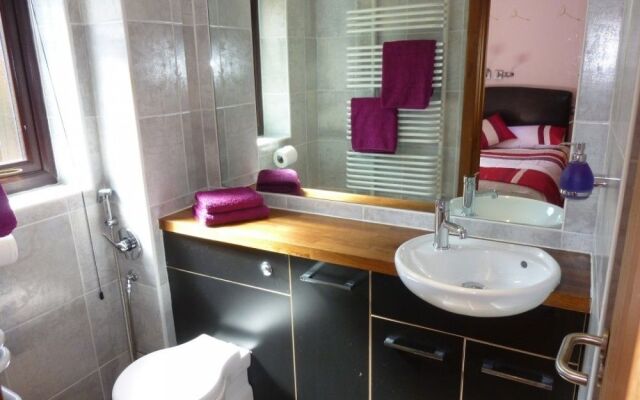 Glan Llyn Guest House