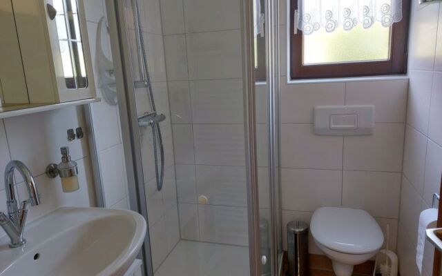 Am Hohen Bogen 23331