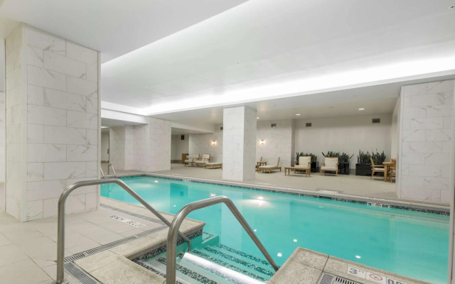 Embassy Suites Louisville Downtown