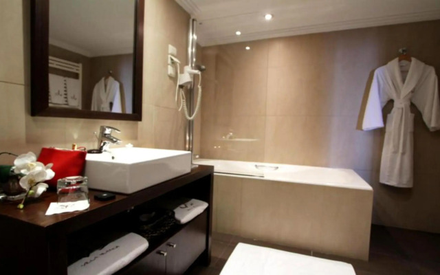 Villa Blanca Urban Hotel