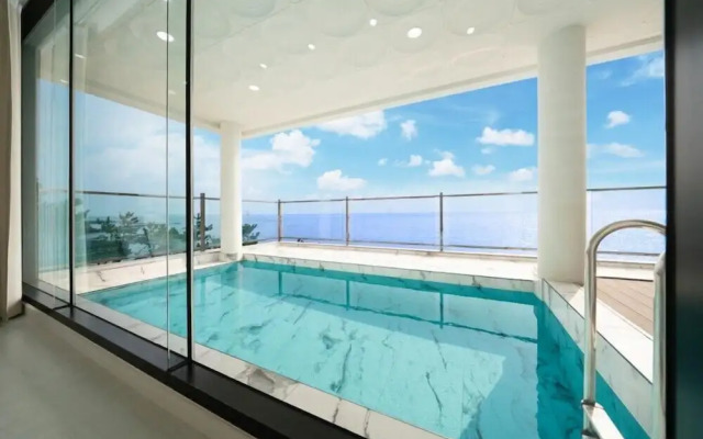 ON Pool Villa