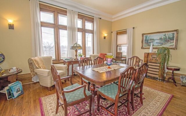 Greystone Manor Bed & Breakfast