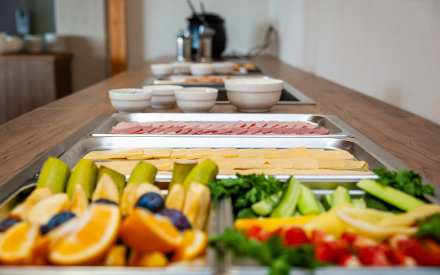 Crystal Hotel by Family Pride Inn Feodosia