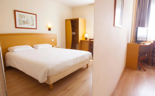 Travelodge Alicante Puerto - Image 7