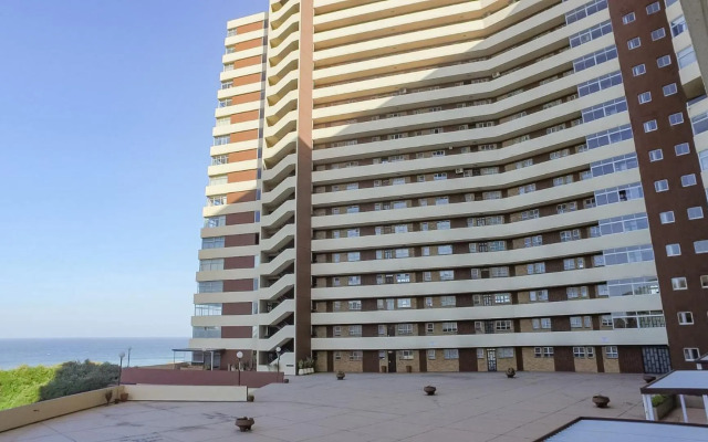 Shangri LA Apartment 208 & 803