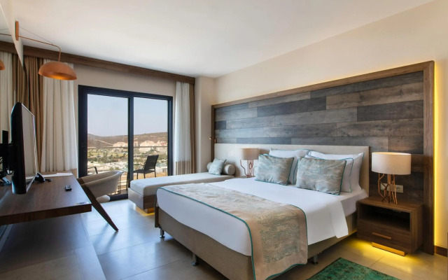 Design Plus Seya Beach Hotel