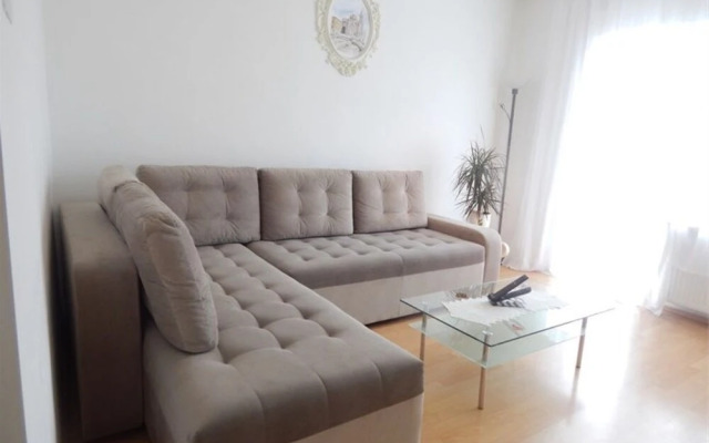 Ani 1 - Apartment Ani 1