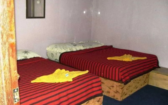 Charlie Motel and Restaurant