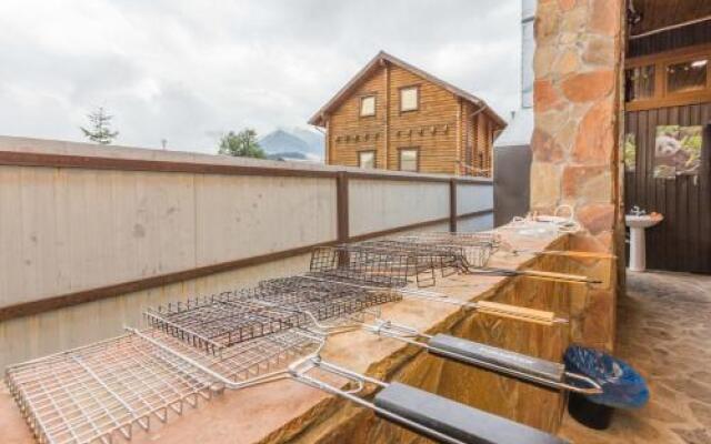 The_guest_house_maral