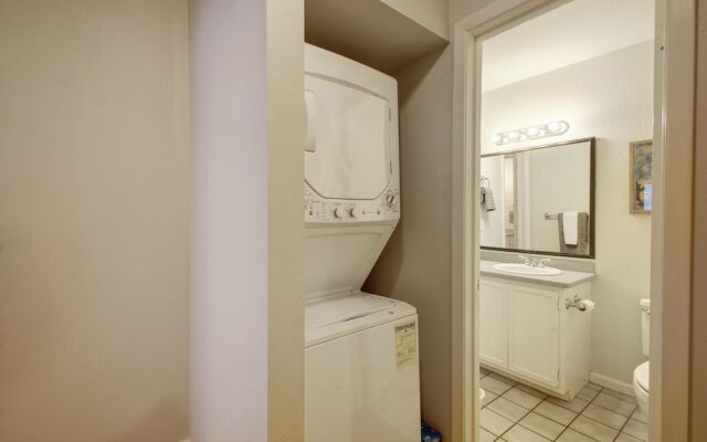 AustinStays 4 Bedroom Downtown Suite