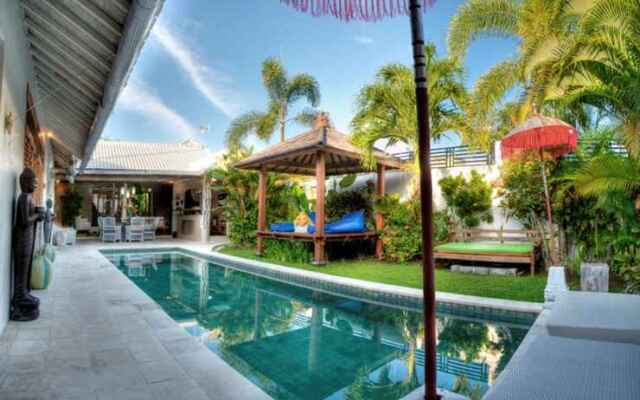Coco Poco Villa Seminyak