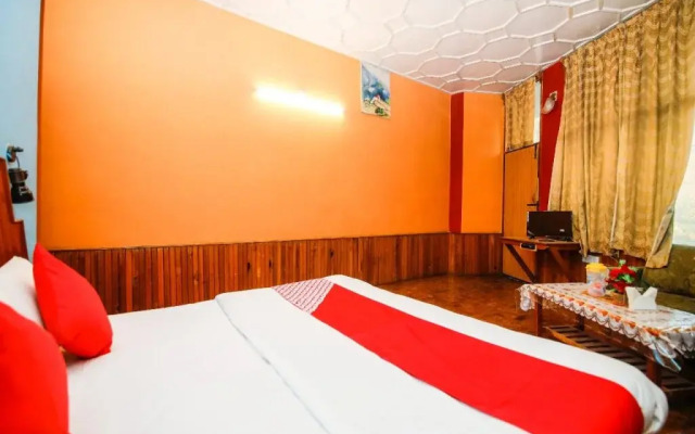 Mid Way Resort by OYO Rooms