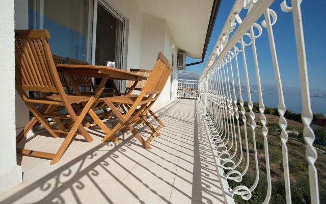 Beach Apartments Rumin