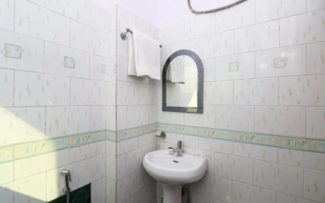 Hotel Shanti Inn By OYO Rooms
