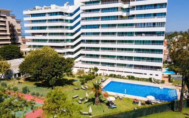 Divine Marina Apartment W/ Pool & Garden by LovelyStay