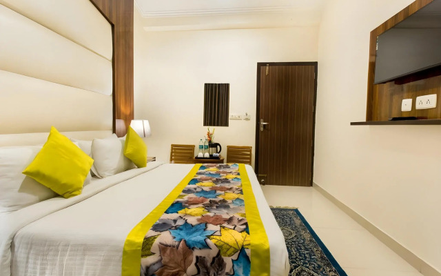 ADB Rooms Hotel Noratan Palace
