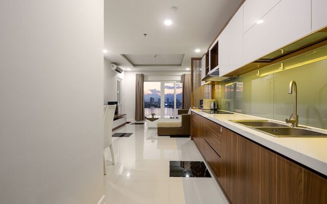 Salalem Monarchy Apartment Han Riverside