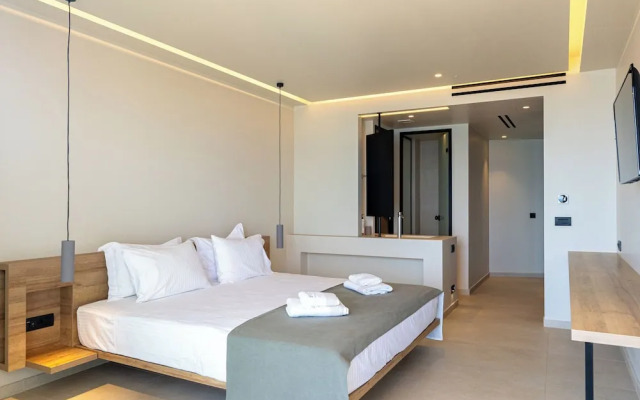 PHEIA, Vriniotis Resorts