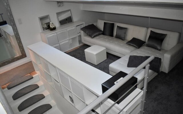 Air Rental - Villa de Luxe