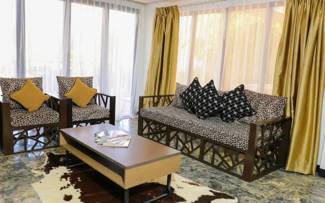 Safari Hotel And Villas